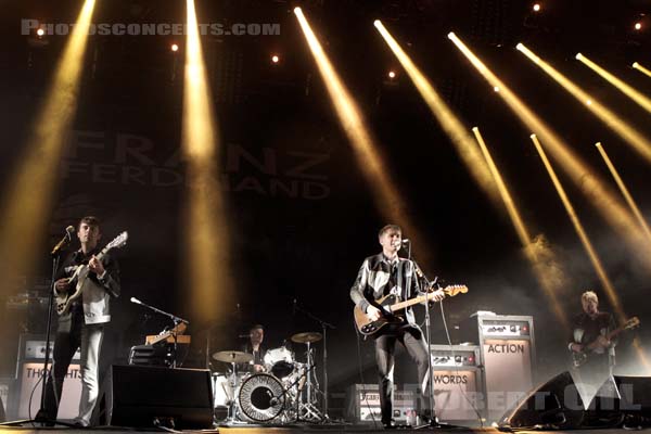 FRANZ FERDINAND - 2014-06-28 - PARIS - Hippodrome de Longchamp - Alex Kapranos